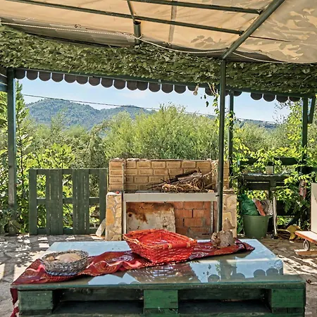 Sia House *